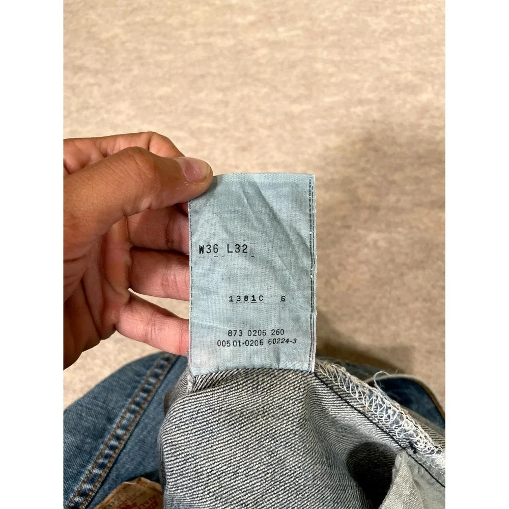 Levis 501 Original Fit Jeans Mens 36x32 Blue Denim Cotton High Rise Straight Leg